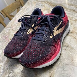 Brooks Ghost 16 Womens US 11 Wide Shoes Peacoat Raspberry Apricot Athletic